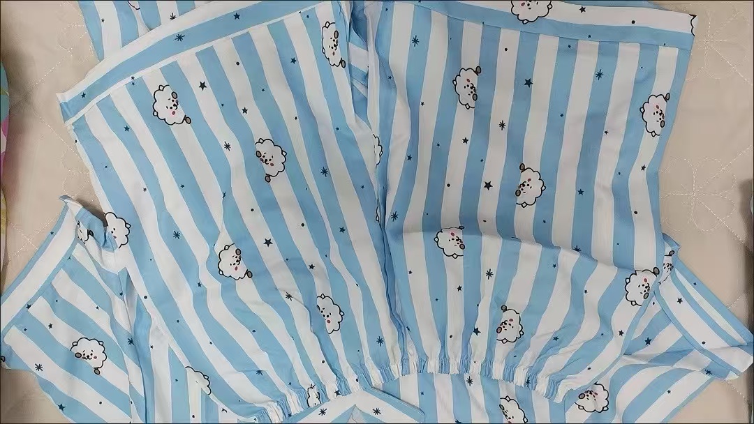 Summer Clothing Holiday - BT21 Set Musim Panas Uniseks Kaus